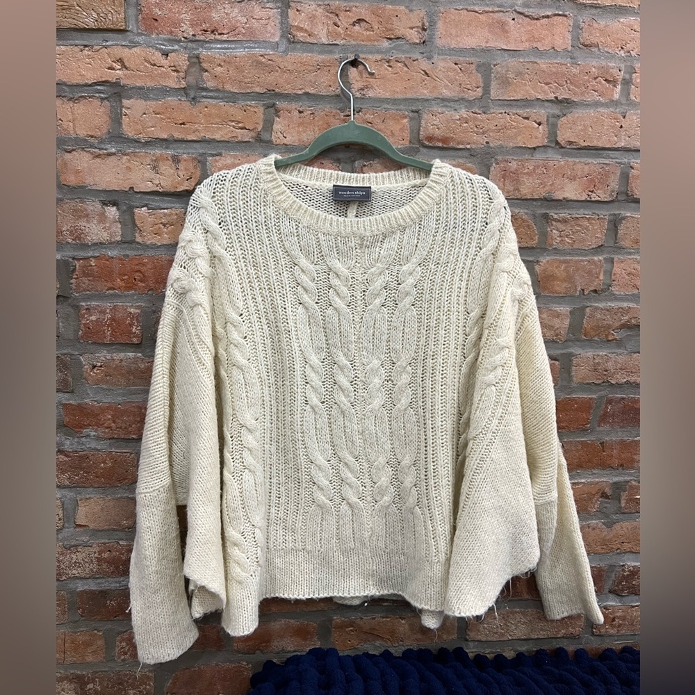 Wooden Ships cream sweater size S/M
